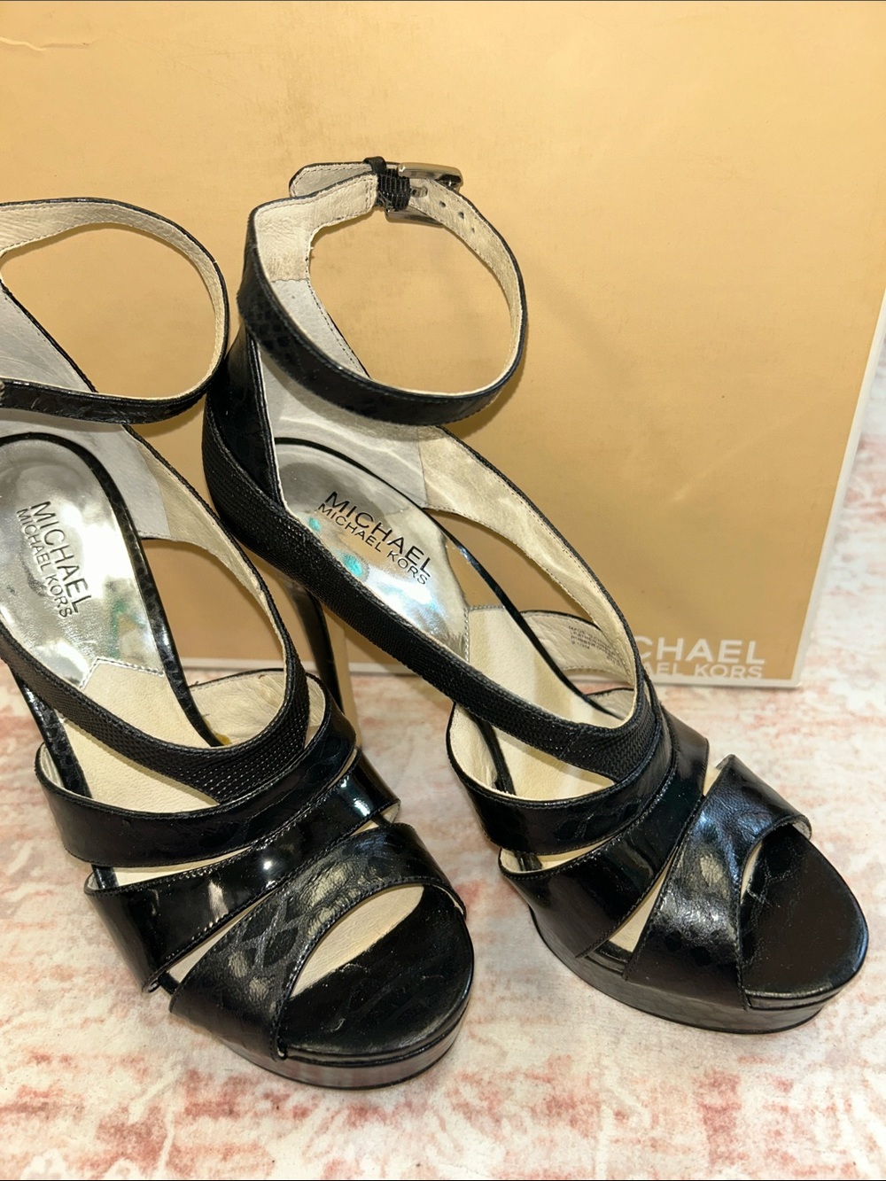 EUC MICHAEL Michael Kors Black Leather Strappy Platform Ankle-Heels
